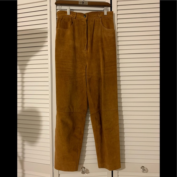 Pants - Yellowstone Vibes Vintage high waisted camel suede pants fits a size small